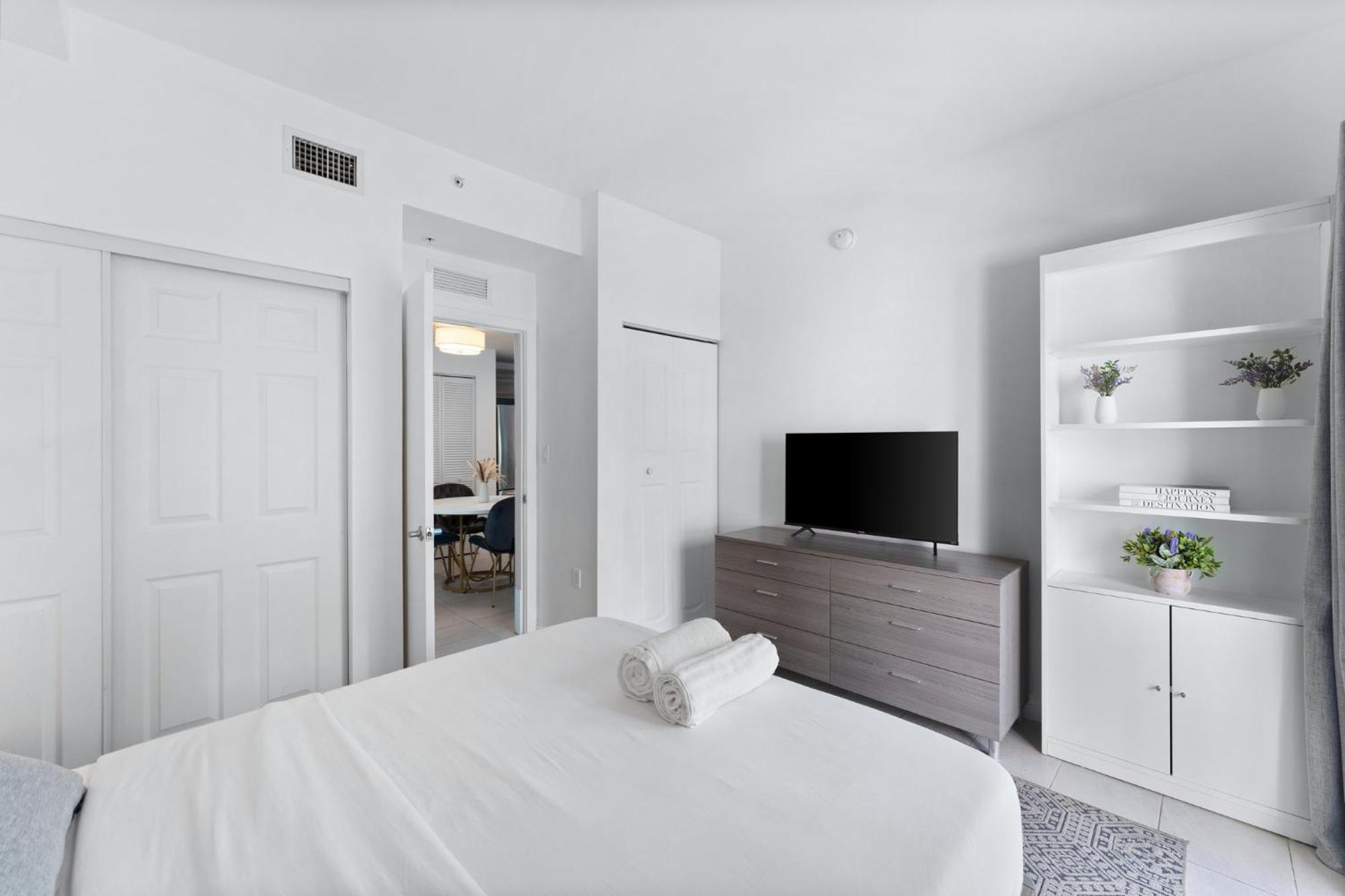 מיאמי Modern Apartment In Edgewater חדר תמונה